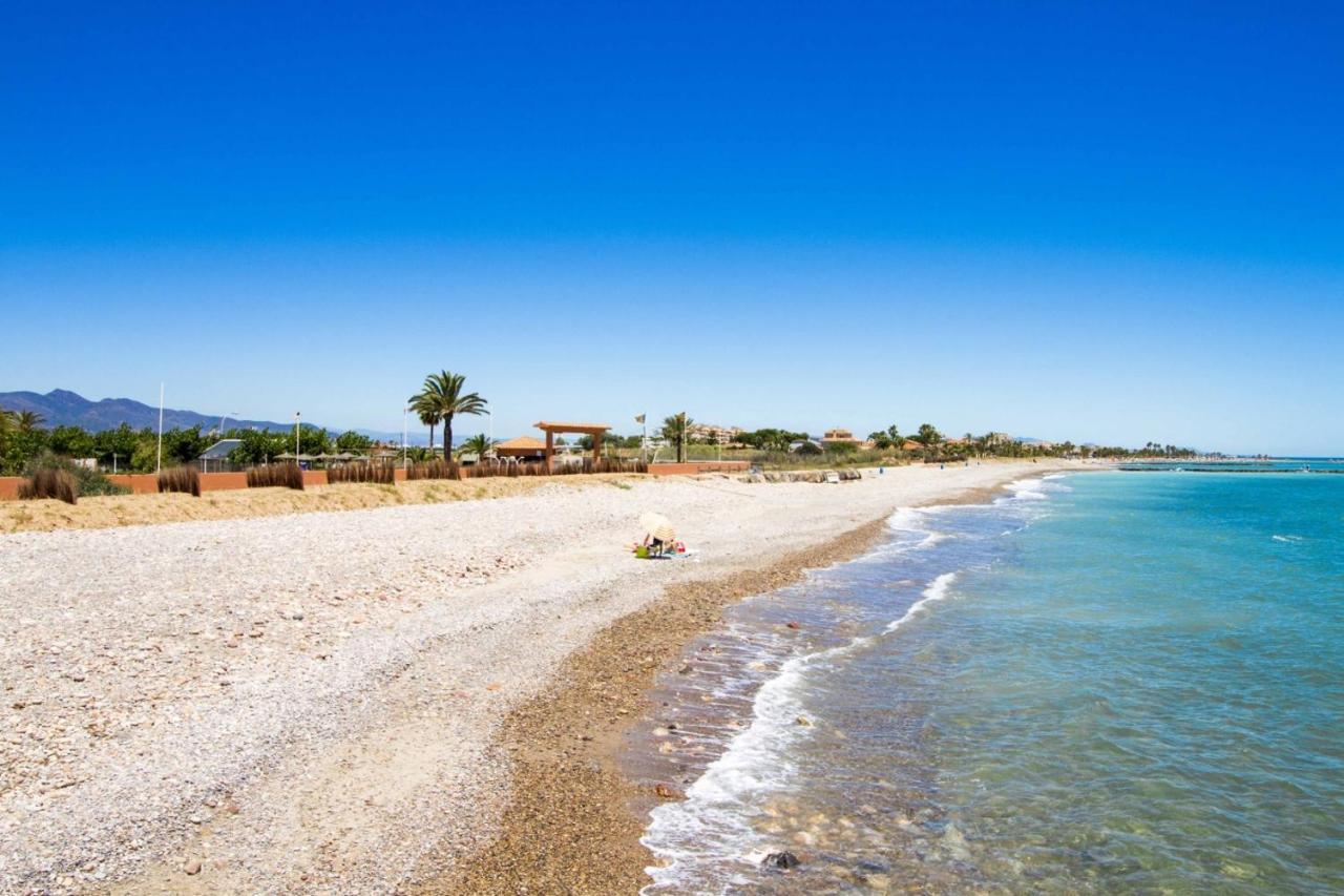 Camping Tres Estrellas Mediterraneo 奇尔切斯 外观 照片