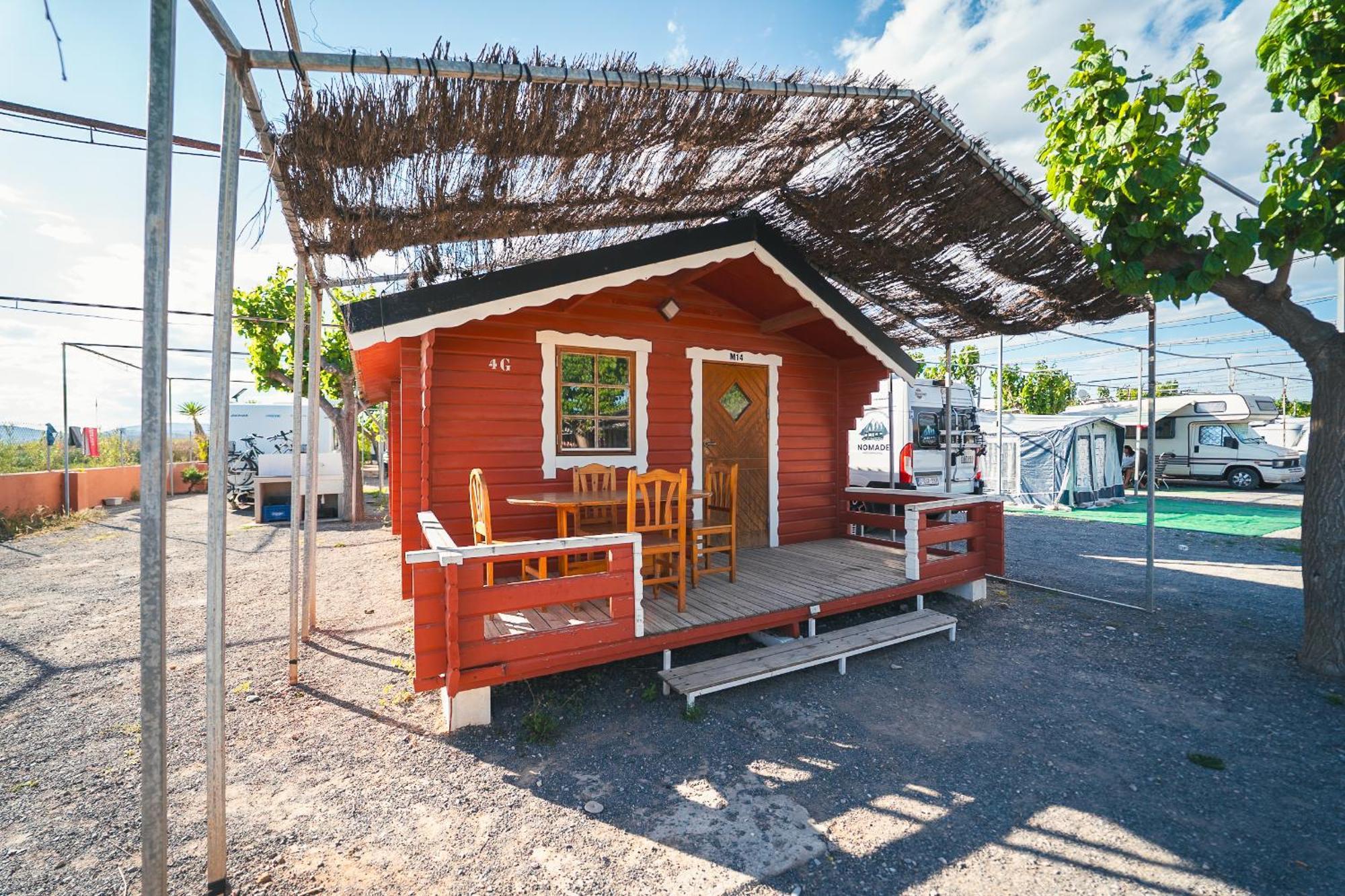 Camping Tres Estrellas Mediterraneo 奇尔切斯 外观 照片