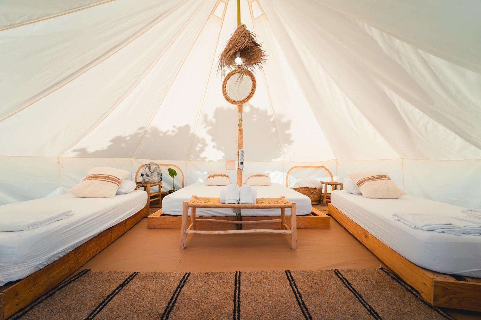 Camping Tres Estrellas Mediterraneo 奇尔切斯 外观 照片