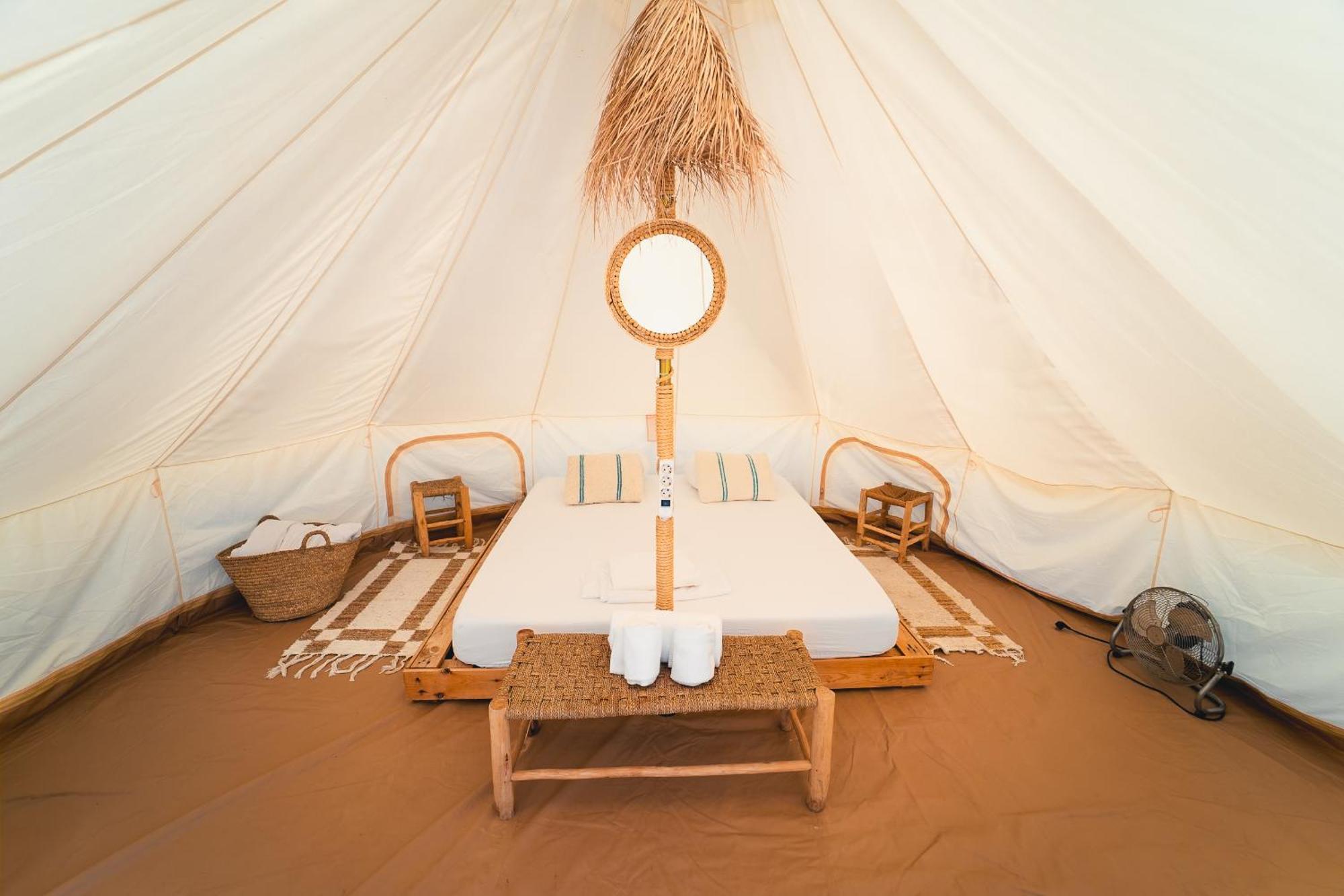 Camping Tres Estrellas Mediterraneo 奇尔切斯 外观 照片