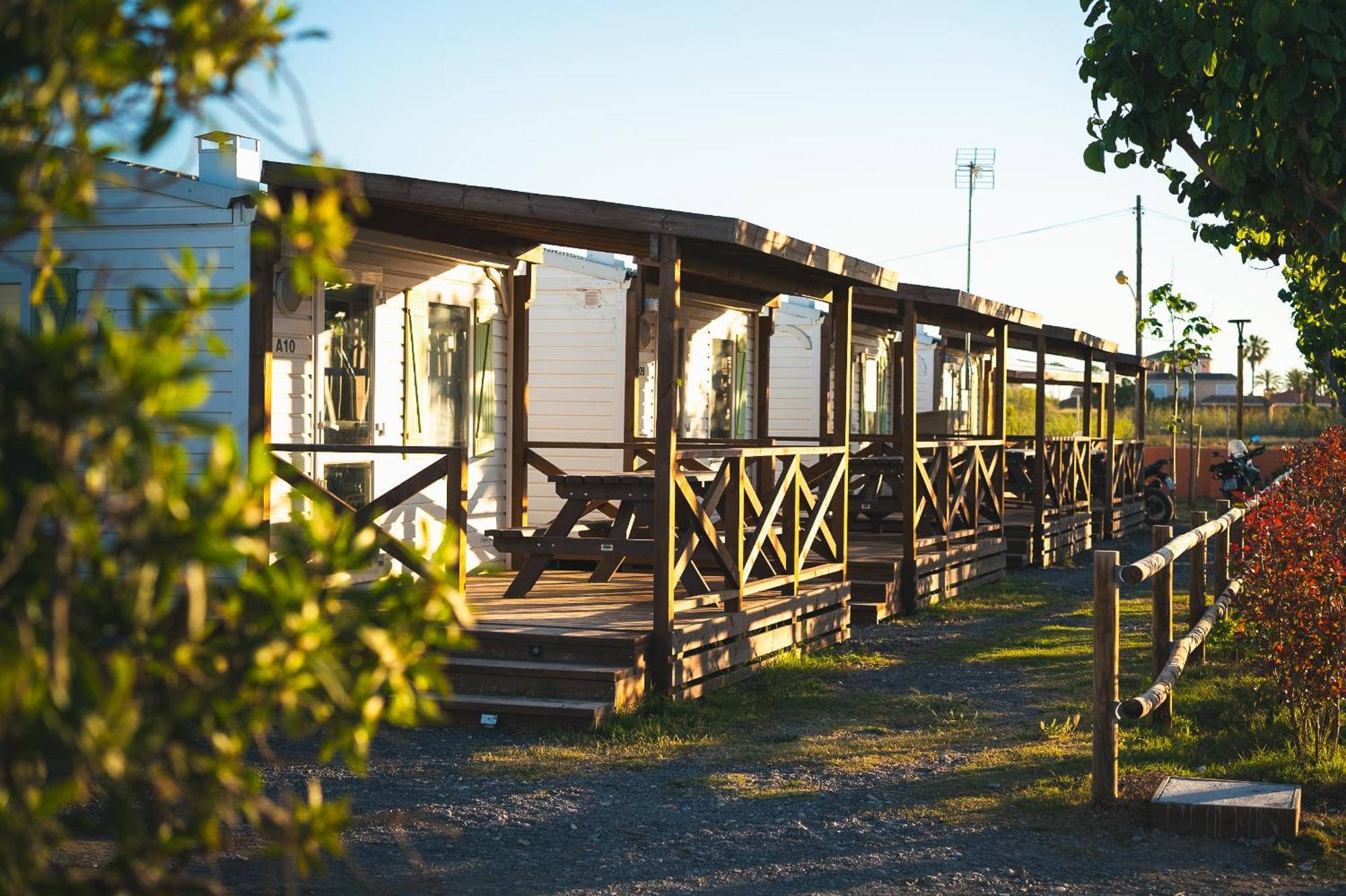 Camping Tres Estrellas Mediterraneo 奇尔切斯 外观 照片