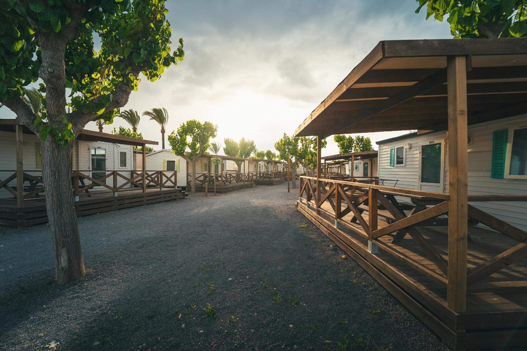 Camping Tres Estrellas Mediterraneo 奇尔切斯 外观 照片